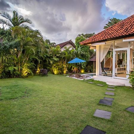 Villa Janitra Seminyak Exterior foto