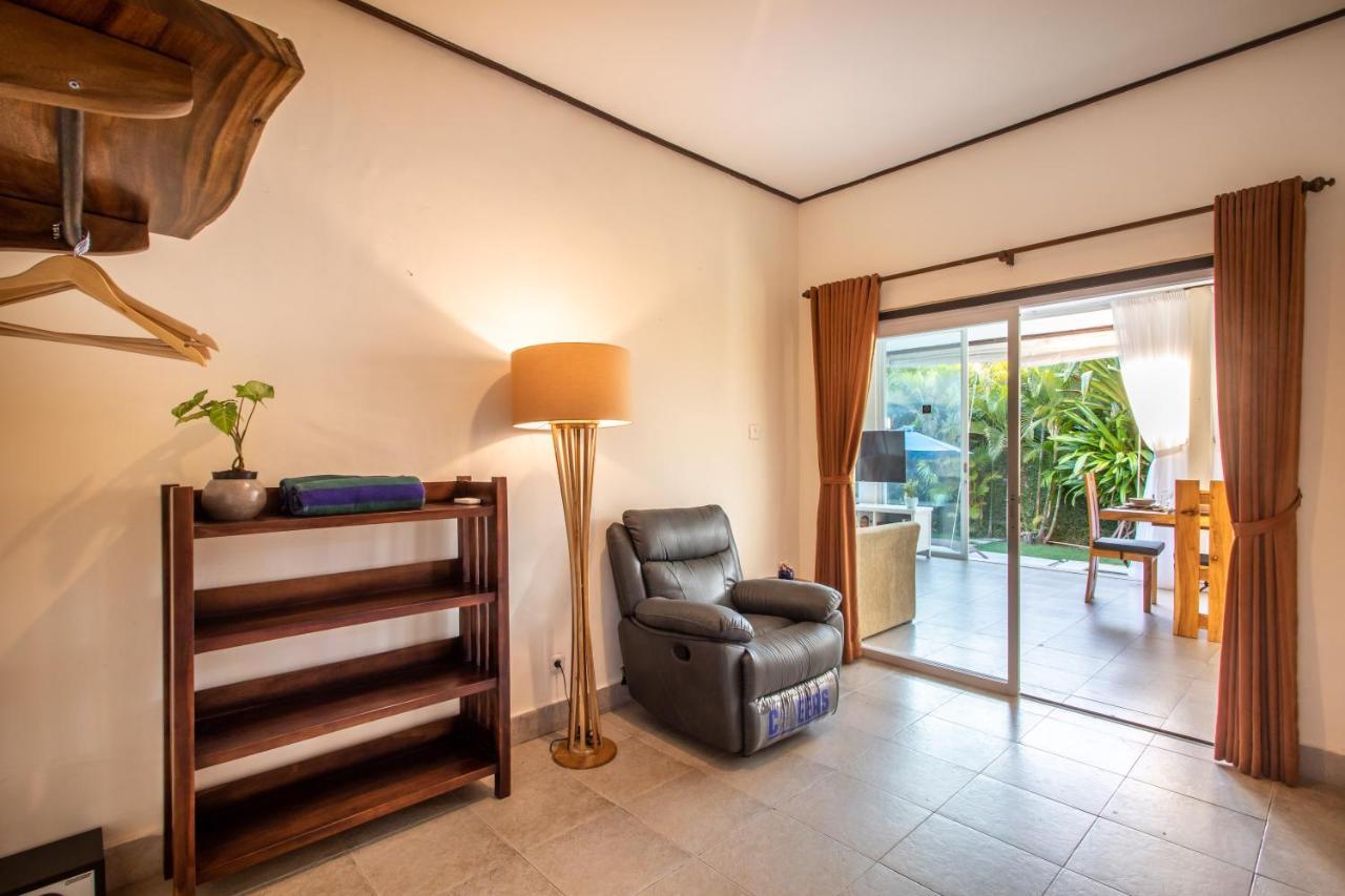 Villa Janitra Seminyak Exterior foto